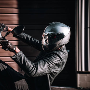 Daytona Glide Modular Motorcycle Helmet - Bluetooth Ready, Dual Visor - Silver Metallic | DOT Approved