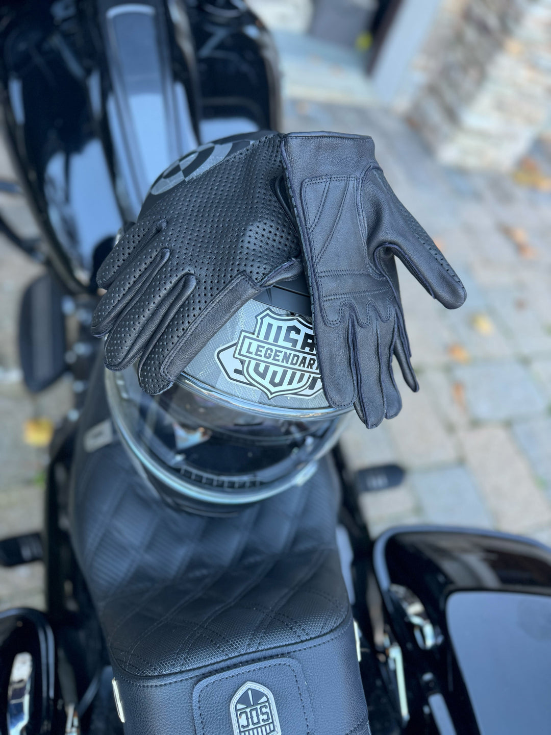 Legendary 'ILL DOZER' Perforated Top Short Wrist Outseam Deerskin Motorcycle Gloves